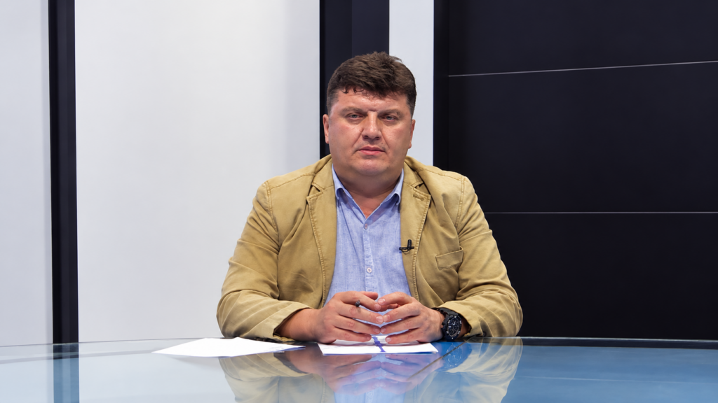 პროკურატურამ სამშობლოს ღალატის, კერძოდ საბოტაჟის ბრალდებით „ასავალ დასავალის“ ჟურნალისტი, დიტო ჩუბინიძე დააკავა